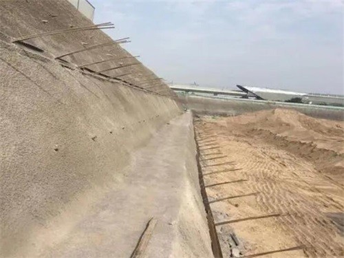沅江河道边坡加固